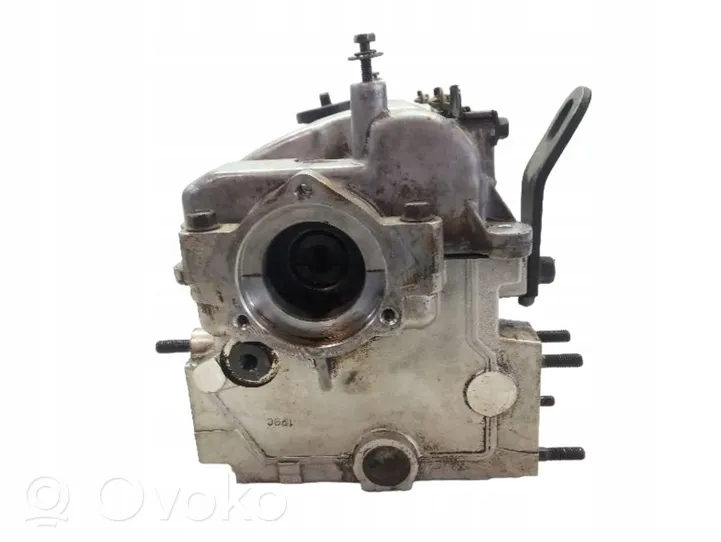 Hyundai Elantra Culasse moteur L0350046L