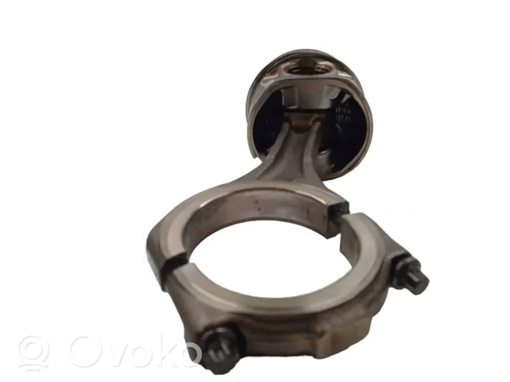 Volkswagen Touareg I Piston with connecting rod 