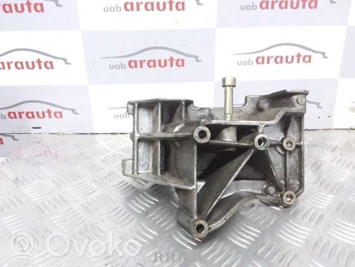 Citroen C5 Ģeneratora stiprinājums 9643834880