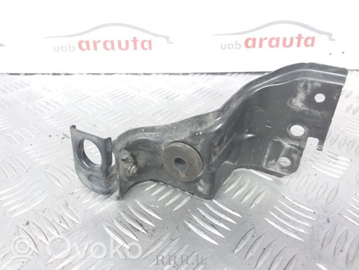 Honda CR-V Radiator mount bracket 