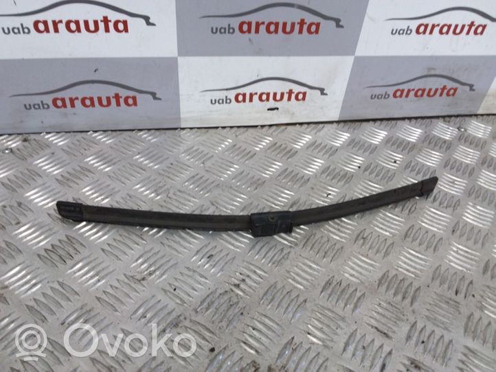 Volkswagen Golf V Windshield/front glass wiper blade 