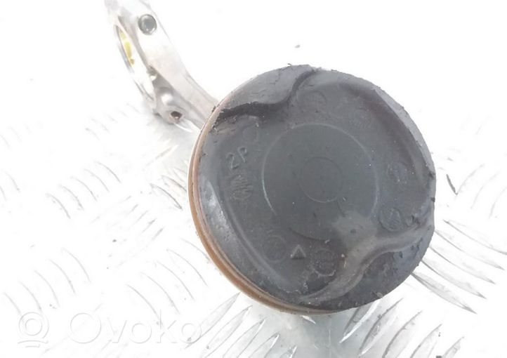 Toyota Verso Piston avec bielle 073835