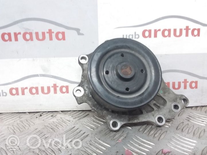 Toyota Avensis T270 Water pump 