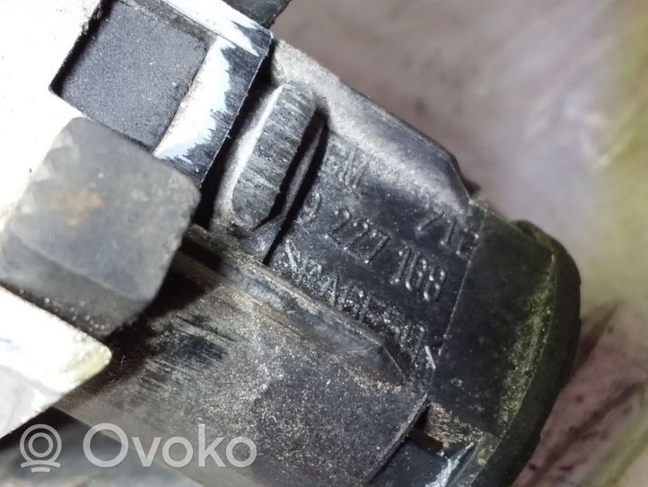 Opel Signum Osłona klamki drzwi przednich 9227168