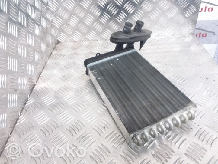 Volkswagen Golf III Radiateur de chauffage 1H1819031A