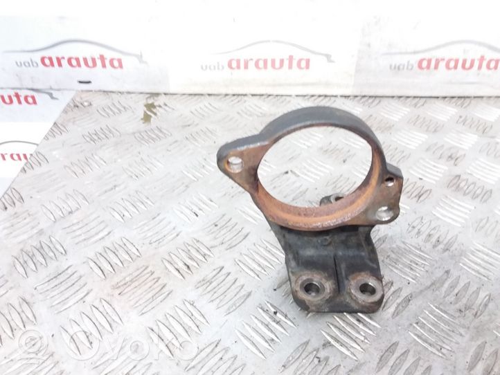 Toyota Corolla Verso E121 Pusašio pakabinamo guolio kronšteinas 4345705030