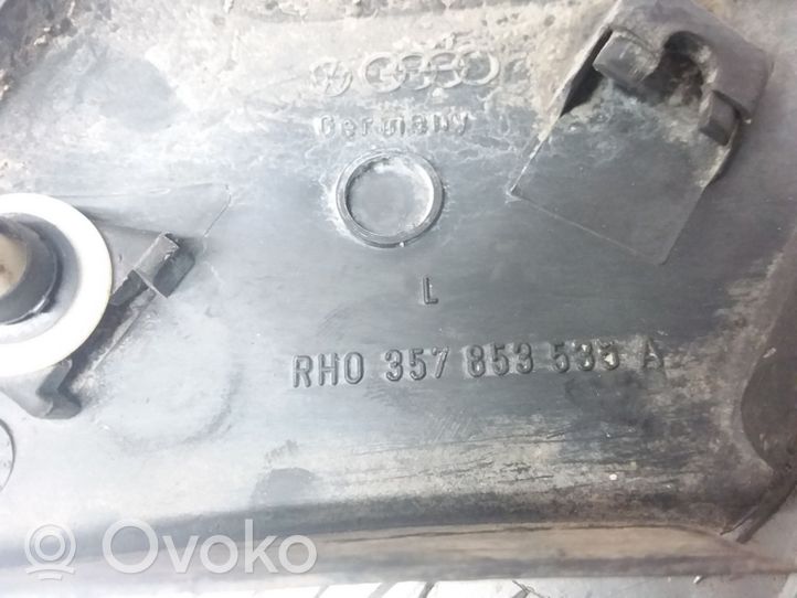 Volkswagen PASSAT B3 Galinio kėbulo slenksčio apdaila 357853535A