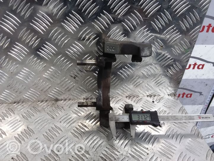 Volvo V60 Supporto della pinza del freno anteriore 934