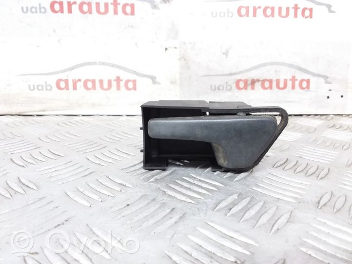 Volkswagen Golf III Maniglia interna per portiera anteriore 1H0837141