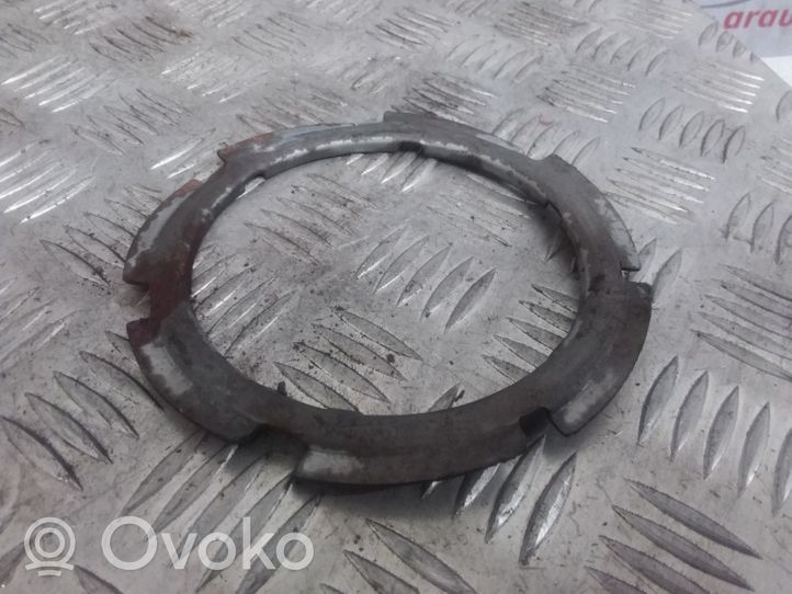 Volkswagen Touareg I Bague de verrouillage pour réservoir de carburant 1K0201375