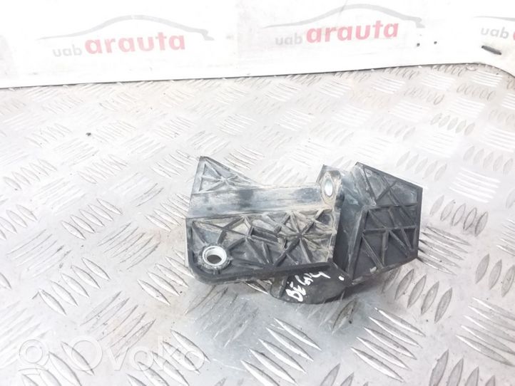 Volvo S40 Supporto del cavo della leva del cambio 30681386