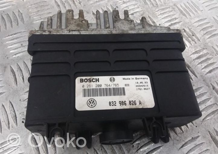 Volkswagen Golf III Engine control unit/module 032906026A