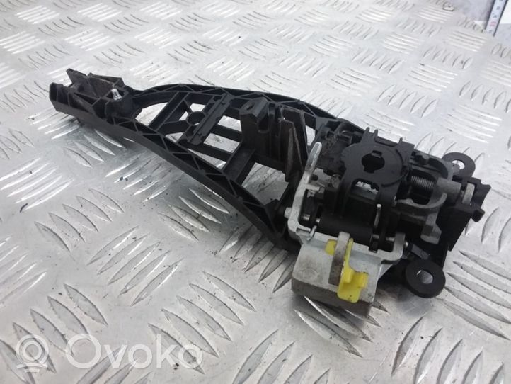 Opel Zafira B Klamka/wspornik zewnętrzny drzwi tylnych 24463749