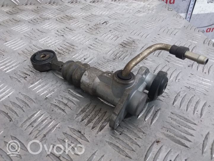 Audi A4 S4 B5 8D Główny cylinder sprzęgła 8D1721401