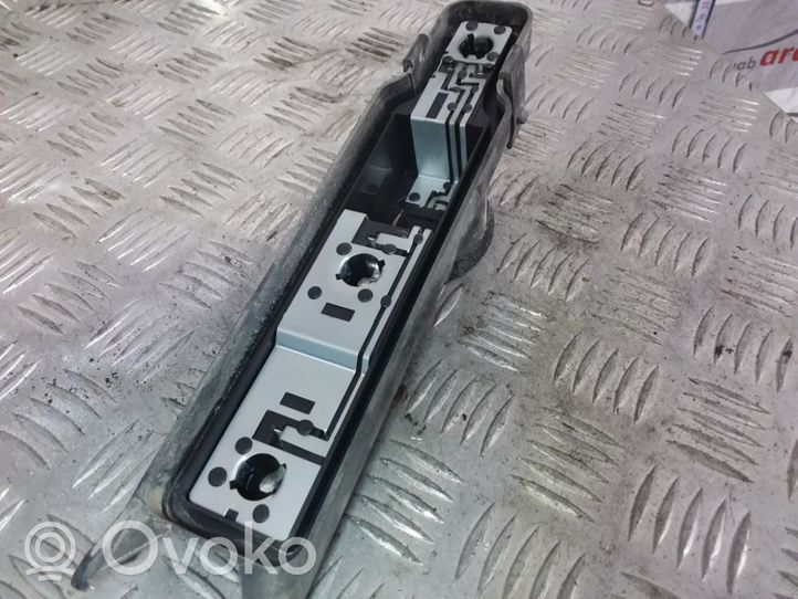 Ford Focus Parte del faro posteriore XS4113N004EC