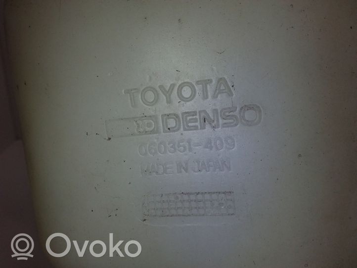 Toyota Supra A70 Serbatoio/vaschetta liquido lavavetri parabrezza 060351409