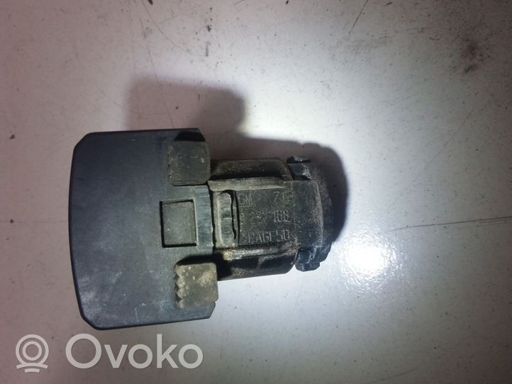 Opel Vectra C Rear door handle cover 9227168