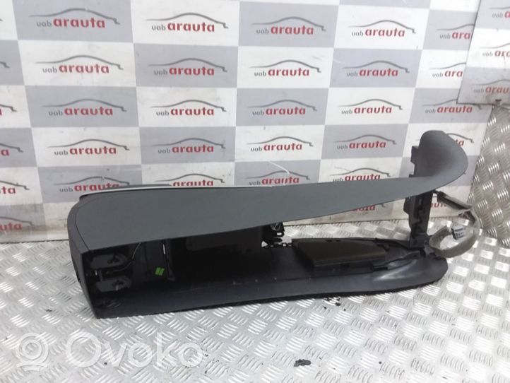 Volvo C30 Console centrale 1373510