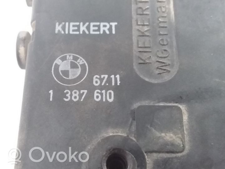 BMW 3 E36 Polttoainesäiliön korkin lukko 67111387610