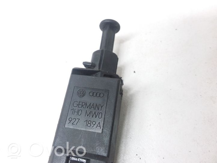 Volkswagen Golf III Clutch pedal sensor 1H0927189A