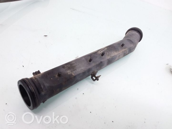 Seat Ibiza III (6L) Engine coolant pipe/hose 032121065F