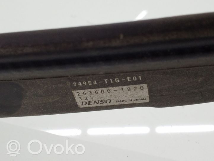 Honda CR-V Radion pystyantenni 2636001820