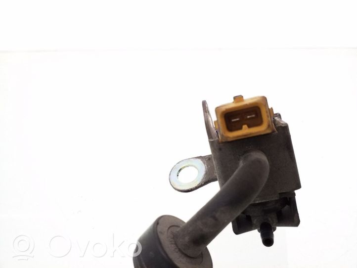 Mercedes-Benz C W202 Vacuum valve 52793101