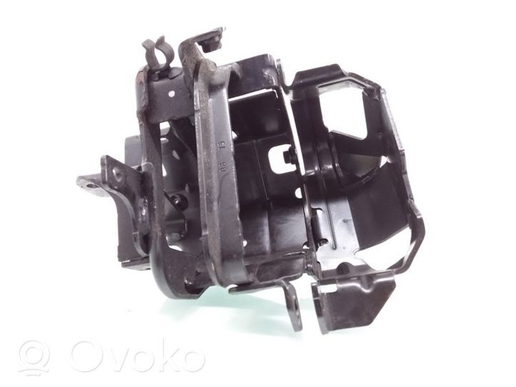 Ford Fiesta Polttoainesuodattimen kiinnikkeen pidike F1FQ9A072AC