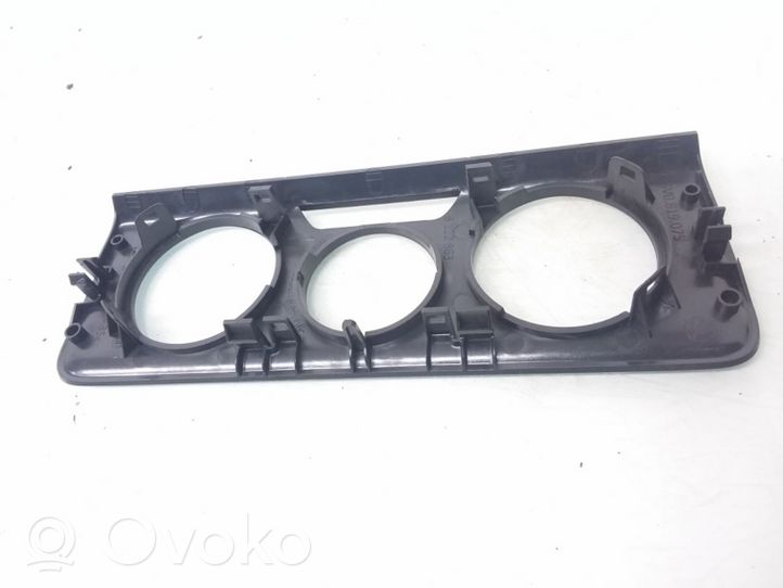 Skoda Fabia Mk3 (NJ) Console centrale, commande chauffage/clim 6V0819075