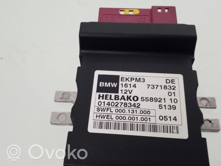 BMW X5 F15 Degalų (kuro) siurblio valdymo blokas 7371832