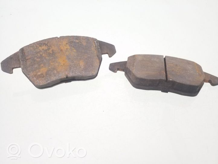 Volkswagen PASSAT B6 Brake pads (front) 