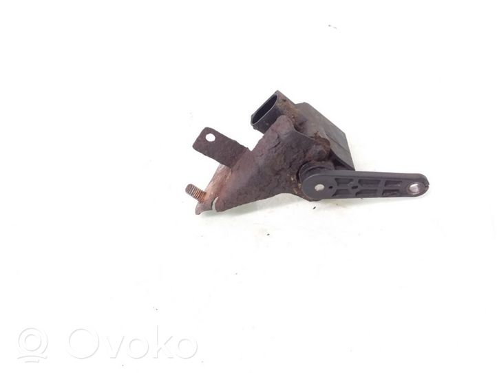 Mercedes-Benz E W210 Sensore di livello faro/fanale A0105427717