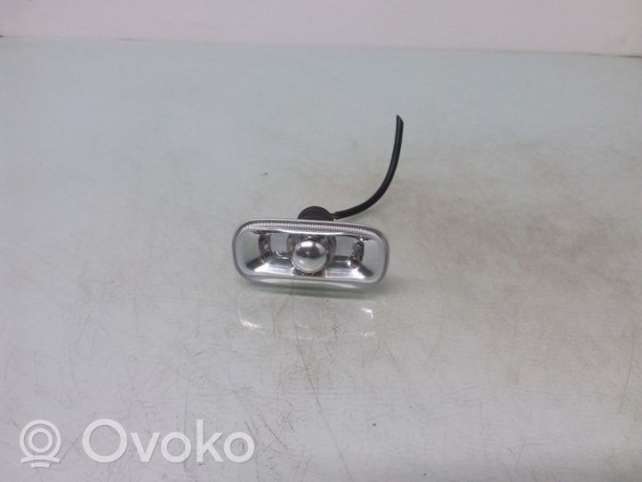 Audi A6 Allroad C5 Front fender indicator light 8E0949127