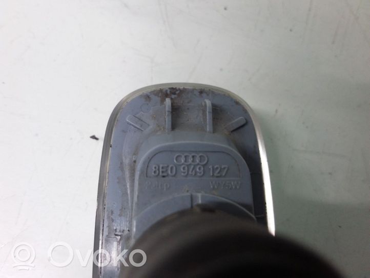 Audi A6 Allroad C5 Front fender indicator light 8E0949127