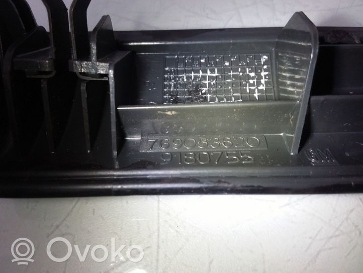 Opel Signum Dekoratyvinė apdailos juostelė 9180755