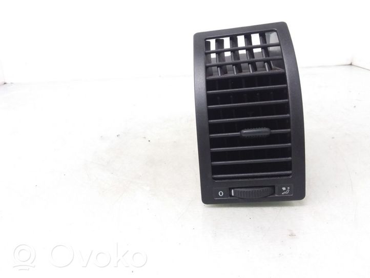 Volkswagen Polo IV 9N3 Dashboard side air vent grill/cover trim 6Q0819703