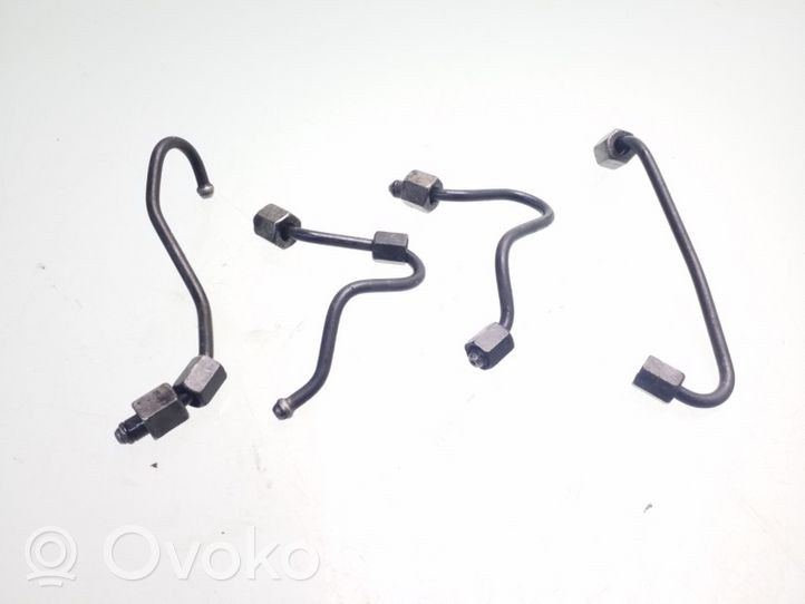 Opel Signum Fuel injector supply line/pipe 