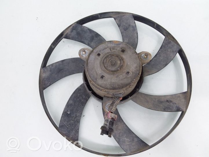 Volkswagen Caddy Electric radiator cooling fan 813971955