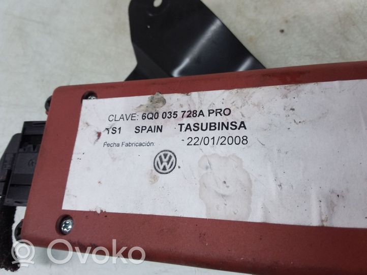 Volkswagen Polo IV 9N3 Centralina/modulo telefono 6Q0035728A