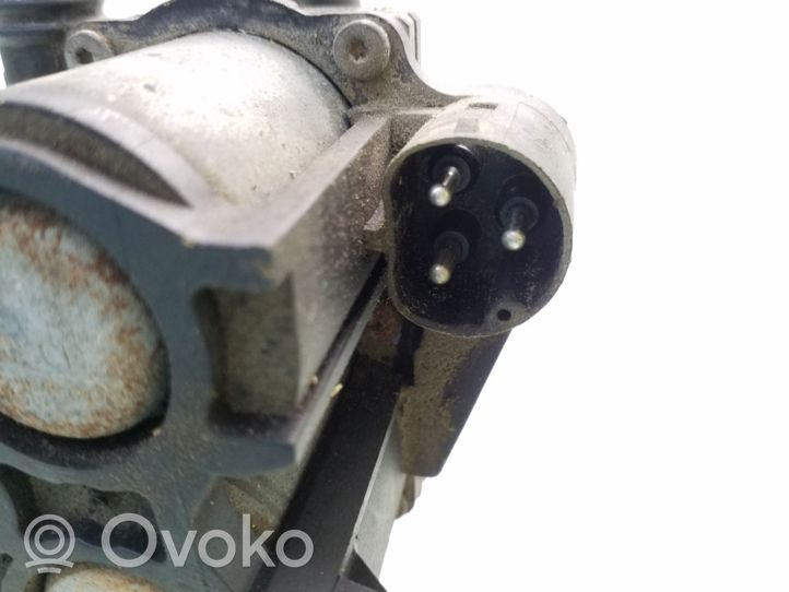 BMW 7 E32 Coolant heater control valve 8391417