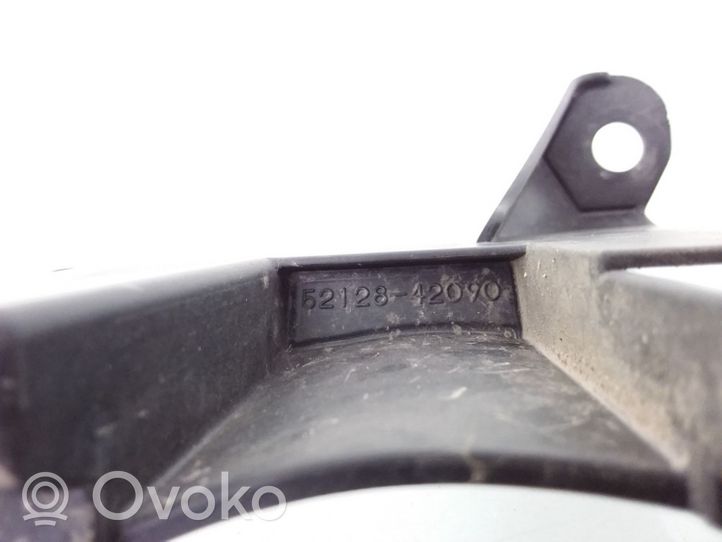 Toyota RAV 4 (XA40) Priešrūkinio žibinto apdaila/ grotelės 5212842090