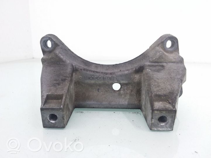 Mercedes-Benz E W211 Gearbox mounting bracket A1402421340