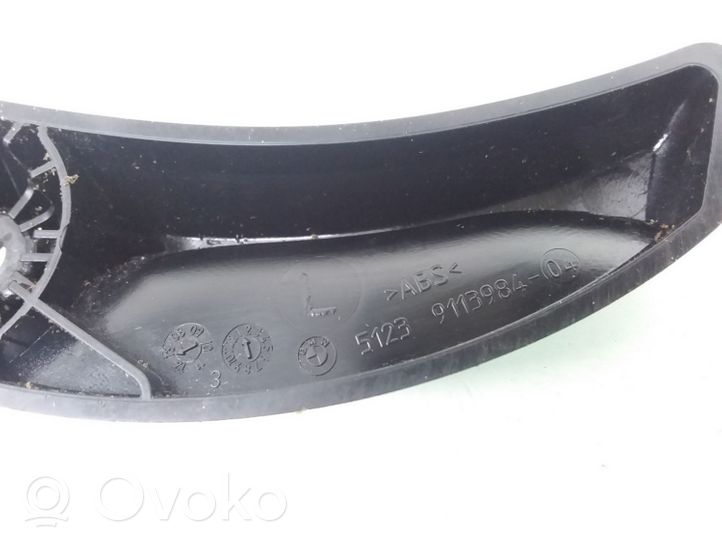 BMW M5 Engine bonnet (hood) release handle 9113984