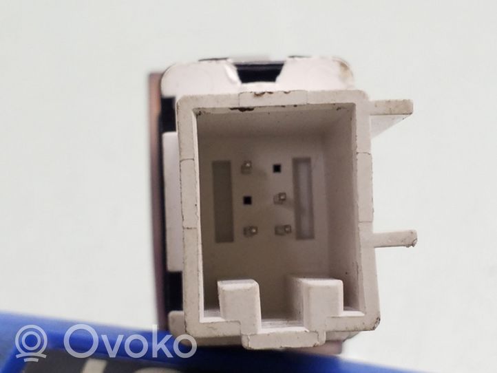 Skoda Octavia Mk2 (1Z) Hazard light switch 1Z0953235A