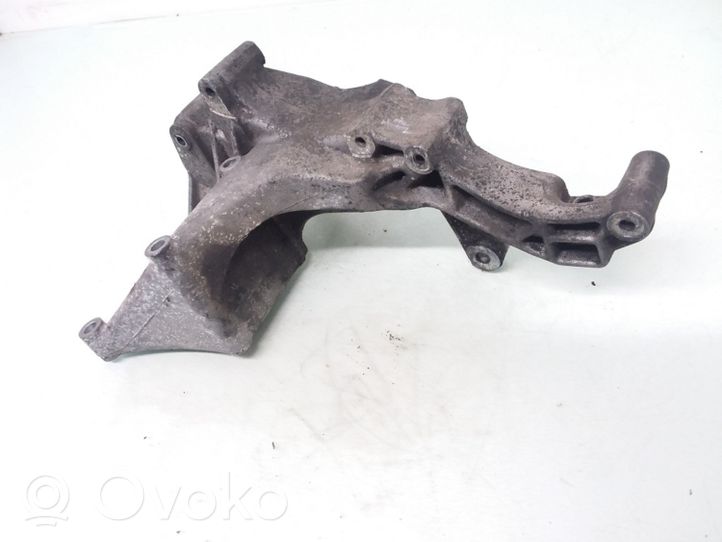 Volkswagen Transporter - Caravelle T4 Generator/alternator bracket 074145169F