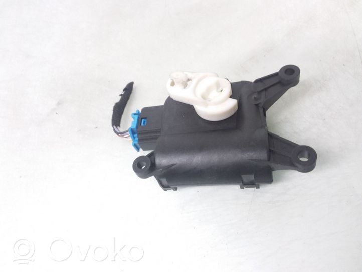 Volkswagen PASSAT B7 Air flap motor/actuator 3C1907511G