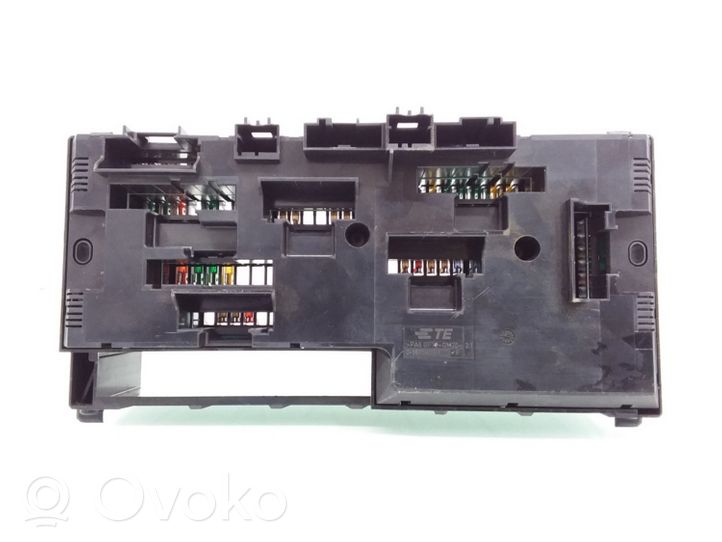 BMW X4 F26 Ramka / Moduł bezpieczników 9315150
