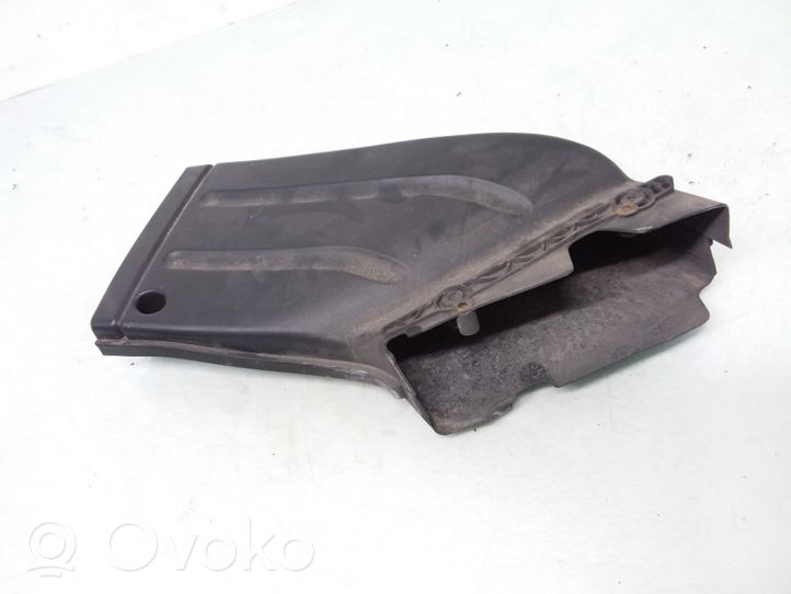 Audi A4 S4 B7 8E 8H Parte del condotto di aspirazione dell'aria 8E0129618L