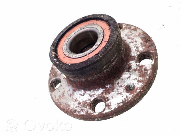 Audi A2 Front wheel hub 