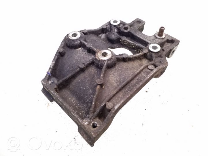 Ford Focus Uchwyt / Mocowanie sprężarki klimatyzacji 9646719580